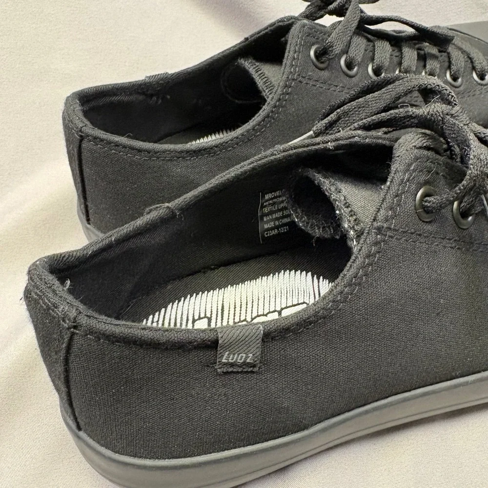 Lugz Mens Black Canvas Low Top Sneakers Lace Up Casual Shoes Size 8